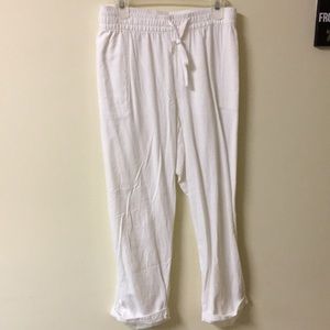 White Gauze Capri Pants